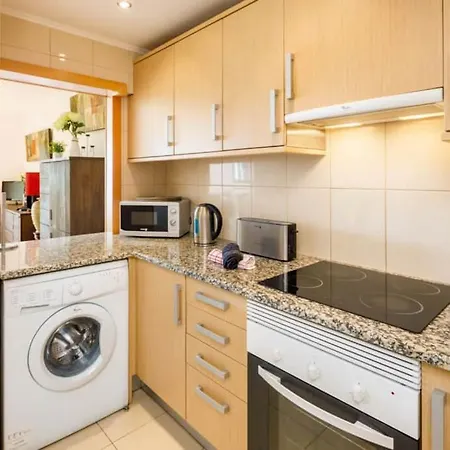 Feriehus Townhouse Flores *