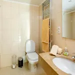 Townhouse Flores Feriehus *