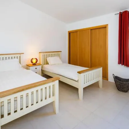 Townhouse Flores